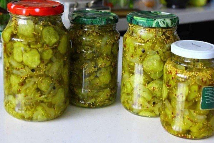 Uhorkový šalát s horčicou na zimu Uhorkový šalát s horčicou na zimu
