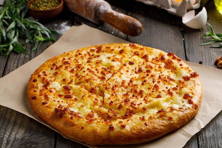 Khachapuri s tvarohom Khachapuri s tvarohom