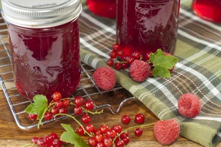 Džem z červených ríbezlí a malín Džem z červených ríbezlí a malín