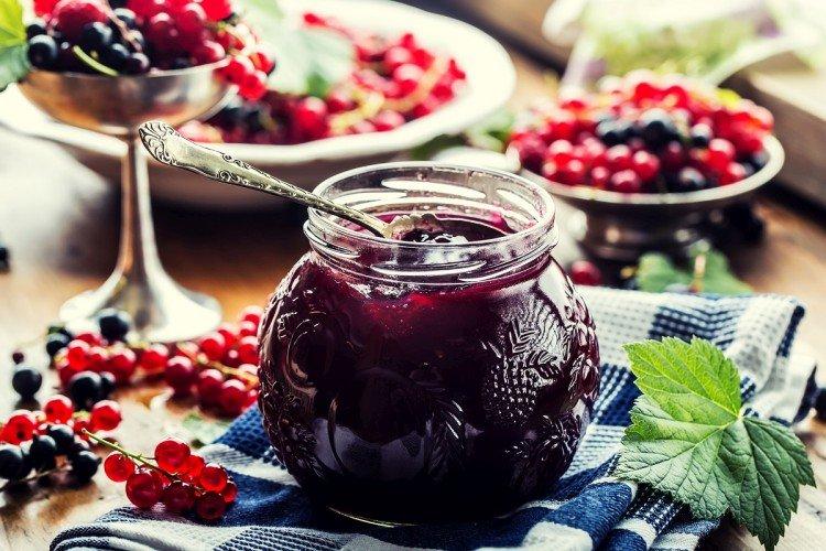 Džem z čiernych a červených ríbezlí Džem z čiernych a červených ríbezlí