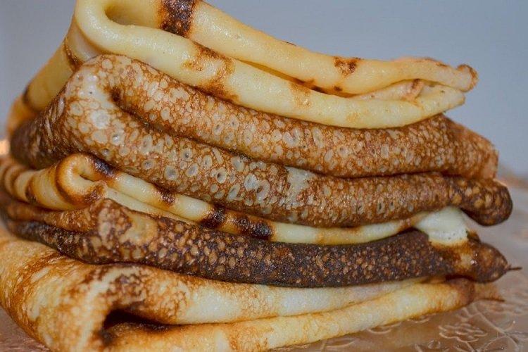 Palacinky s mliekom Tri poháre Palacinky s mliekom Tri poháre