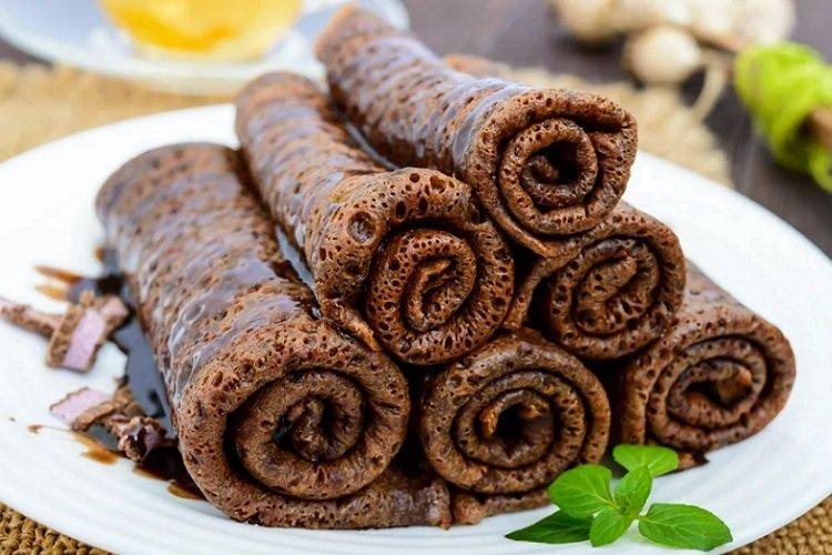 Prelamované palacinky s mliekom a kakaom Prelamované palacinky s mliekom a kakaom