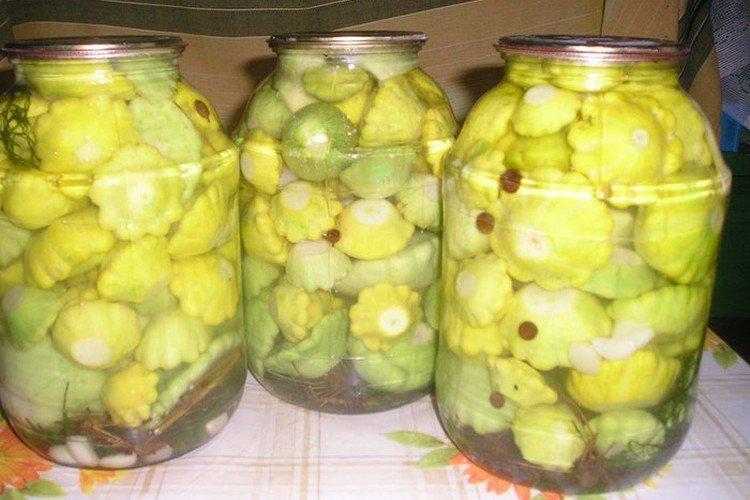 Squash s cuketou na zimu Squash s cuketou na zimu