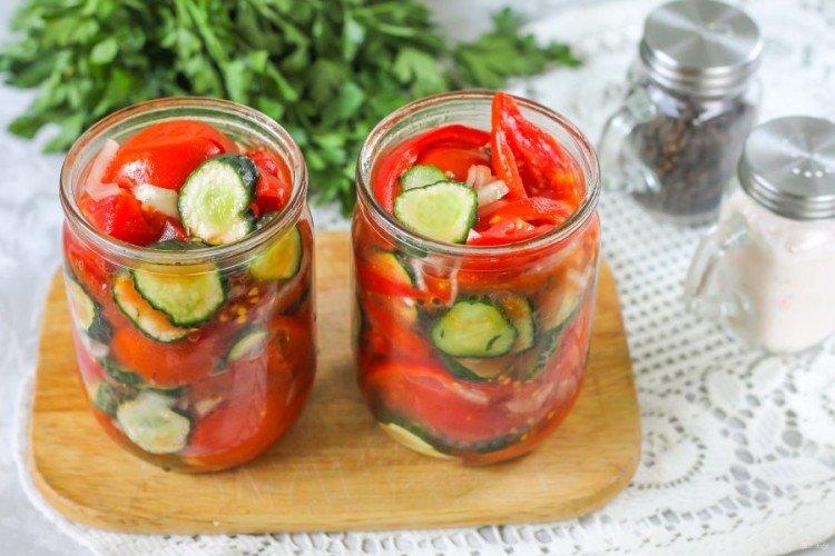 Paprika s uhorkami na zimu Paprika s uhorkami na zimu