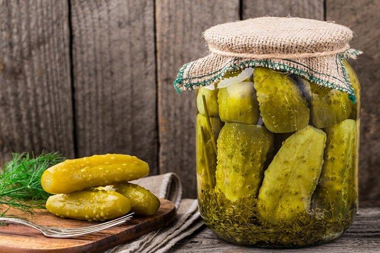 Nakladané uhorky s kyselinou citrónovou Nakladané uhorky s kyselinou citrónovou