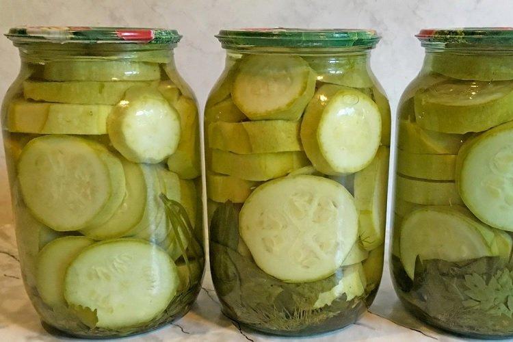 Chrumkavé marinované cukety s aspirínom Chrumkavé marinované cukety s aspirínom