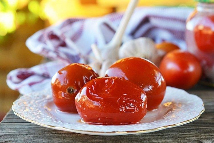 Paradajky marinované s aspirínom na zimu Paradajky marinované s aspirínom na zimu