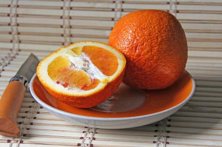Citrusy - Ako sa zbaviť zápachu z chladničky Citrusy - Ako sa zbaviť zápachu z chladničky