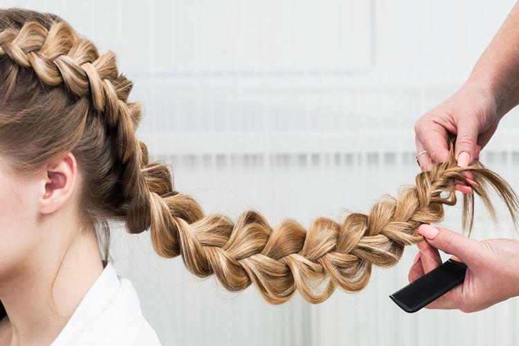 How to braid a French braid: step by step photos How to braid a French braid: step by step photos