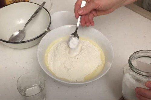 Svieža kyslá smotana s alkoholom - recept krok za krokom Svieža kyslá smotana s alkoholom - recept krok za krokom
