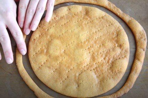 Klasický medový koláč s dvoma druhmi krému - recept krok za krokom Klasický medový koláč s dvoma druhmi krému - recept krok za krokom