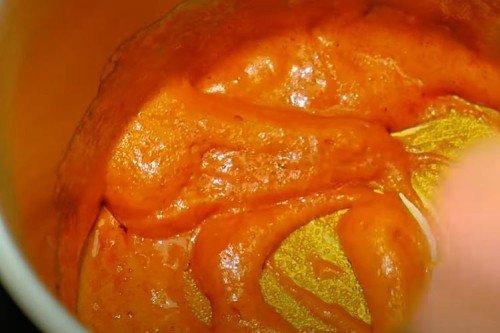 Rýchly medový koláč bez valcovania - recept krok za krokom Rýchly medový koláč bez valcovania - recept krok za krokom