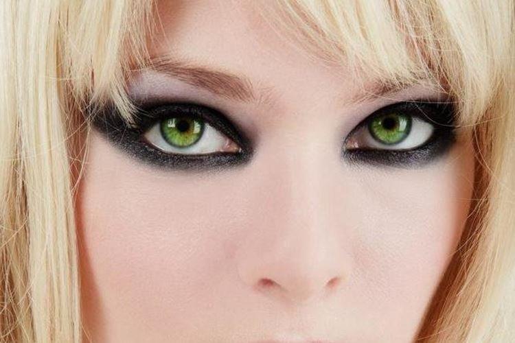 Black Smoky Ice - Chyby líčenia pre zelené oči Black Smoky Ice - Chyby líčenia pre zelené oči
