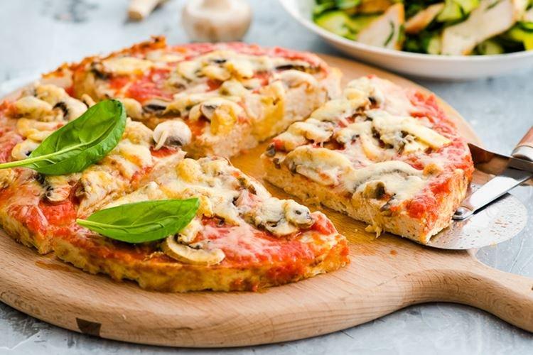 Kuracie pizze - recept na pizzu v rúre doma Kuracie pizze - recept na pizzu v rúre doma