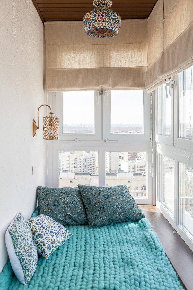 Rímske rolety na balkóne alebo lodžii - foto interiérový dizajn Rímske rolety na balkóne alebo lodžii - foto interiérový dizajn