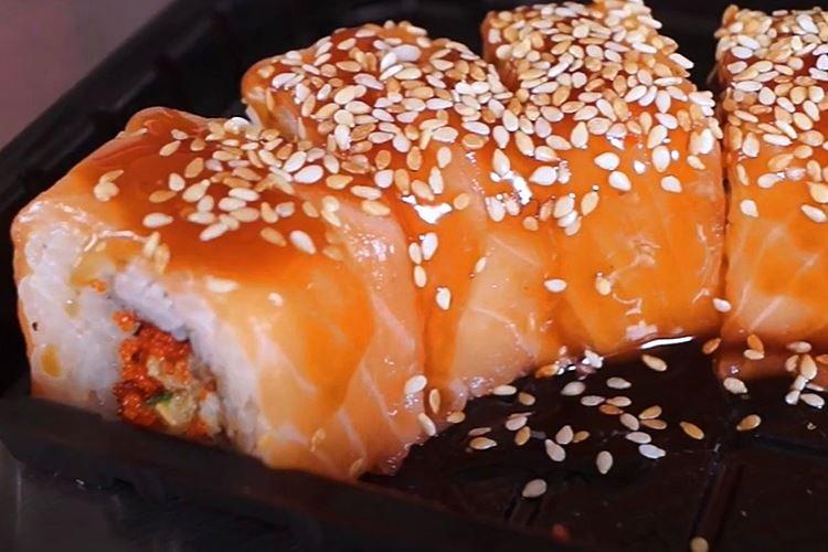 Roll Red Dragon doma - recept krok za krokom s fotografiou Roll Red Dragon doma - recept krok za krokom s fotografiou