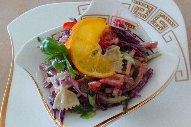 Údená klobása a cestovinový šalát - recepty Údená klobása a cestovinový šalát - recepty