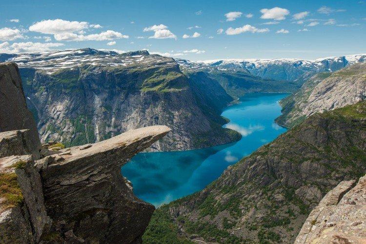 Trolltunga, Nórsko - najkrajšie miesta na svete Trolltunga, Nórsko - najkrajšie miesta na svete