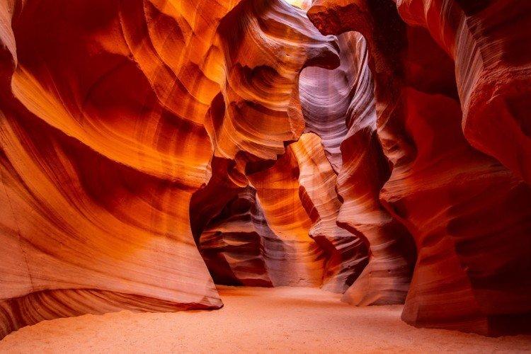 Antelope Canyon, USA - najkrajšie miesta na svete Antelope Canyon, USA - najkrajšie miesta na svete