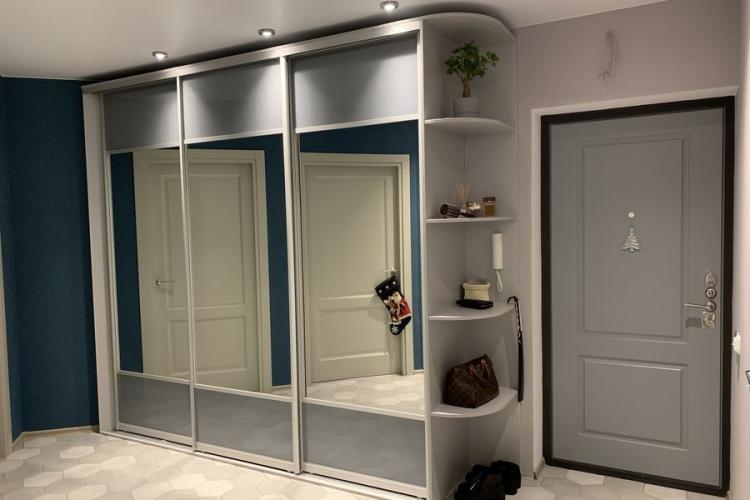 Materiály - Posuvná skriňa na chodbe Materiály - Posuvná skriňa na chodbe
