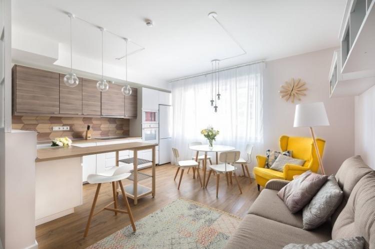 Závesy v obývacej izbe v modernom štýle - foto Závesy v obývacej izbe v modernom štýle - foto
