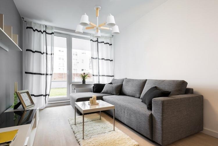 Závesy v obývacej izbe v modernom štýle - foto Závesy v obývacej izbe v modernom štýle - foto