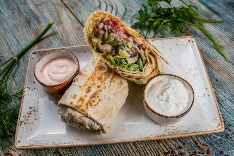 Shawarma omáčka: 12 domácich receptov Shawarma omáčka: 12 domácich receptov