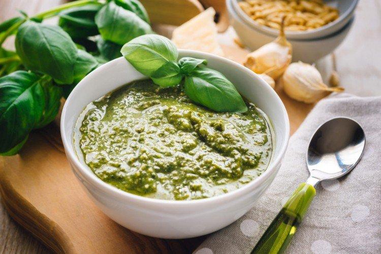 Sendvičová pesto omáčka - recepty doma Sendvičová pesto omáčka - recepty doma