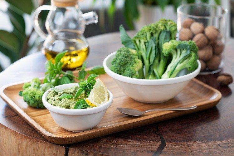 Brokolicová pesto omáčka - recepty doma Brokolicová pesto omáčka - recepty doma