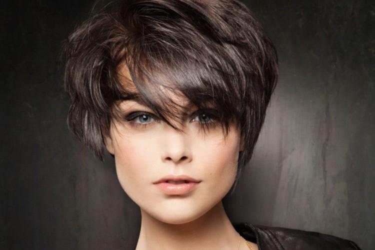 10 strihov pre krátke vlasy, ktoré dodajú objem 10 strihov pre krátke vlasy, ktoré dodajú objem