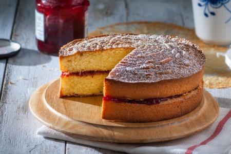 Kefir sponge cake: 5 step-by-step recipes with photos