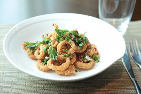 20 delicious squid dishes to cook at home