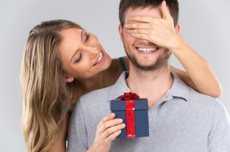 What to give a man for his birthday: 50+ best gift ideas