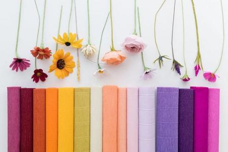 DIY corrugated paper flowers: 9 ideas