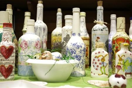 10 ideas on how to make do-it-yourself bottle decoupage