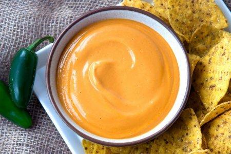 10 recipes for making cheese sauce at home