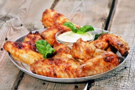 12 recipes for the most delicious chicken wings in the oven