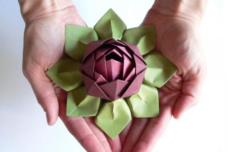 How to make origami paper flowers: 8 best patterns