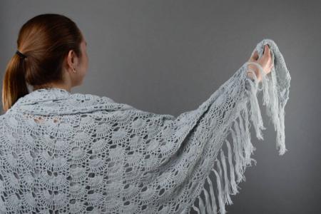 How to crochet a shawl: step by step diagrams and description