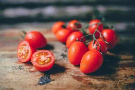 The best varieties of cherry tomatoes: photos, names and descriptions (catalog)