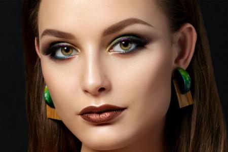 Makeup for green eyes: step by step tutorials (60 photos)