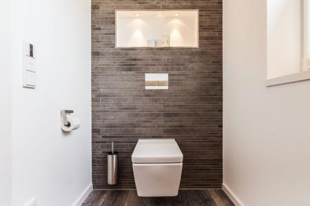 Wall decoration in the toilet: materials and ideas (65 photos)