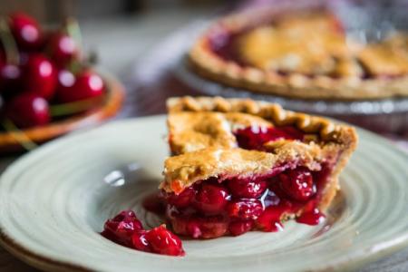 Cherry Pie: 15 delicious and quick recipes