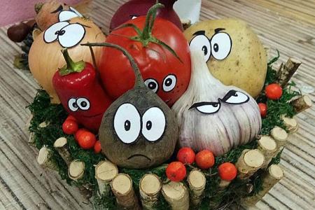 Crafts from vegetables for kindergarten: 10 beautiful and easy ideas