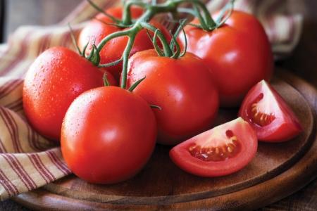 The highest-yielding varieties of tomatoes: photos, names and descriptions (catalog)