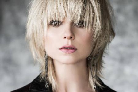 Cascade for short hair: 10 beautiful haircut ideas (photo)