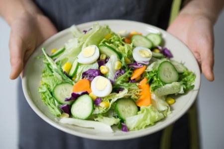 Tasty and easy quick salads: 20 recipes